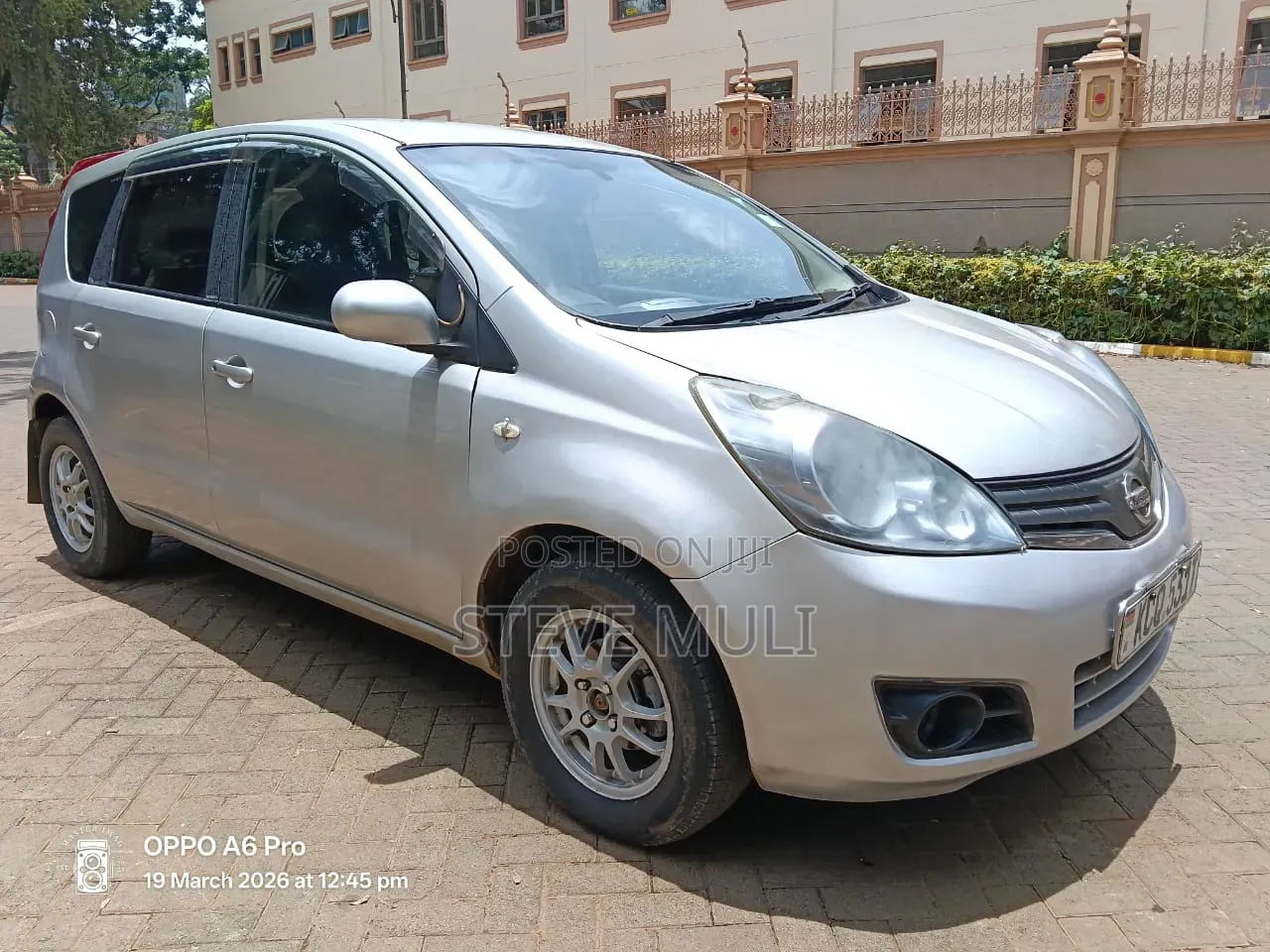 Nissan Note 2012 Silver