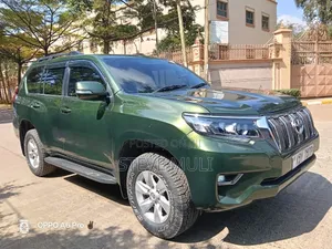 Toyota Land Cruiser Prado 2014 Green