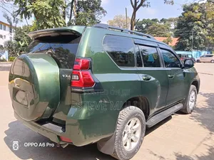 Toyota Land Cruiser Prado 2014 Green