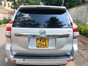 Toyota Land Cruiser Prado 2015 Silver