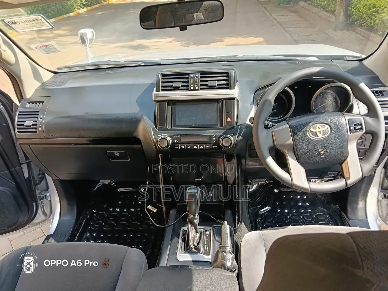 Toyota Land Cruiser Prado 2015 Silver
