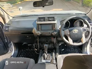 Toyota Land Cruiser Prado 2015 Silver
