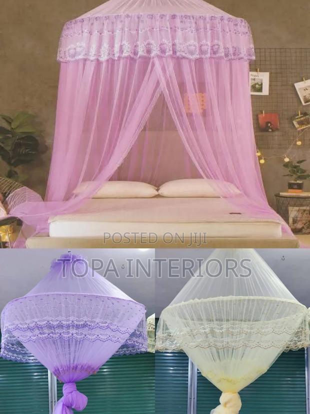 Big Bed 6x6 Circular Ring Mosquito Net With a Ceiling Hook - thumbnail 2