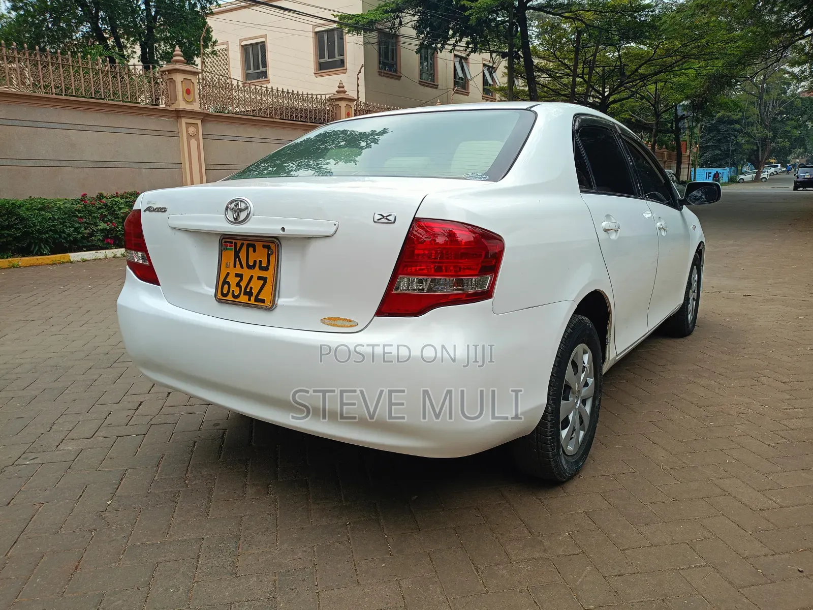 Toyota Axio 2010 White