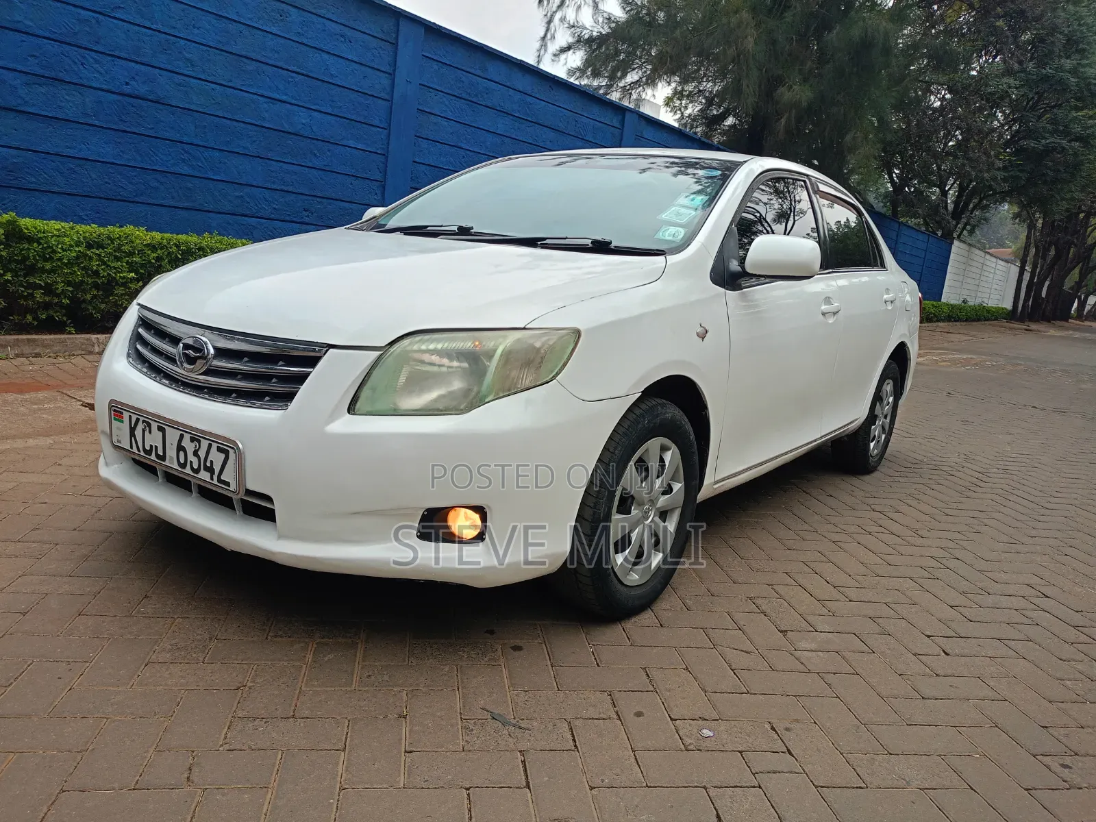 Toyota Axio 2010 White