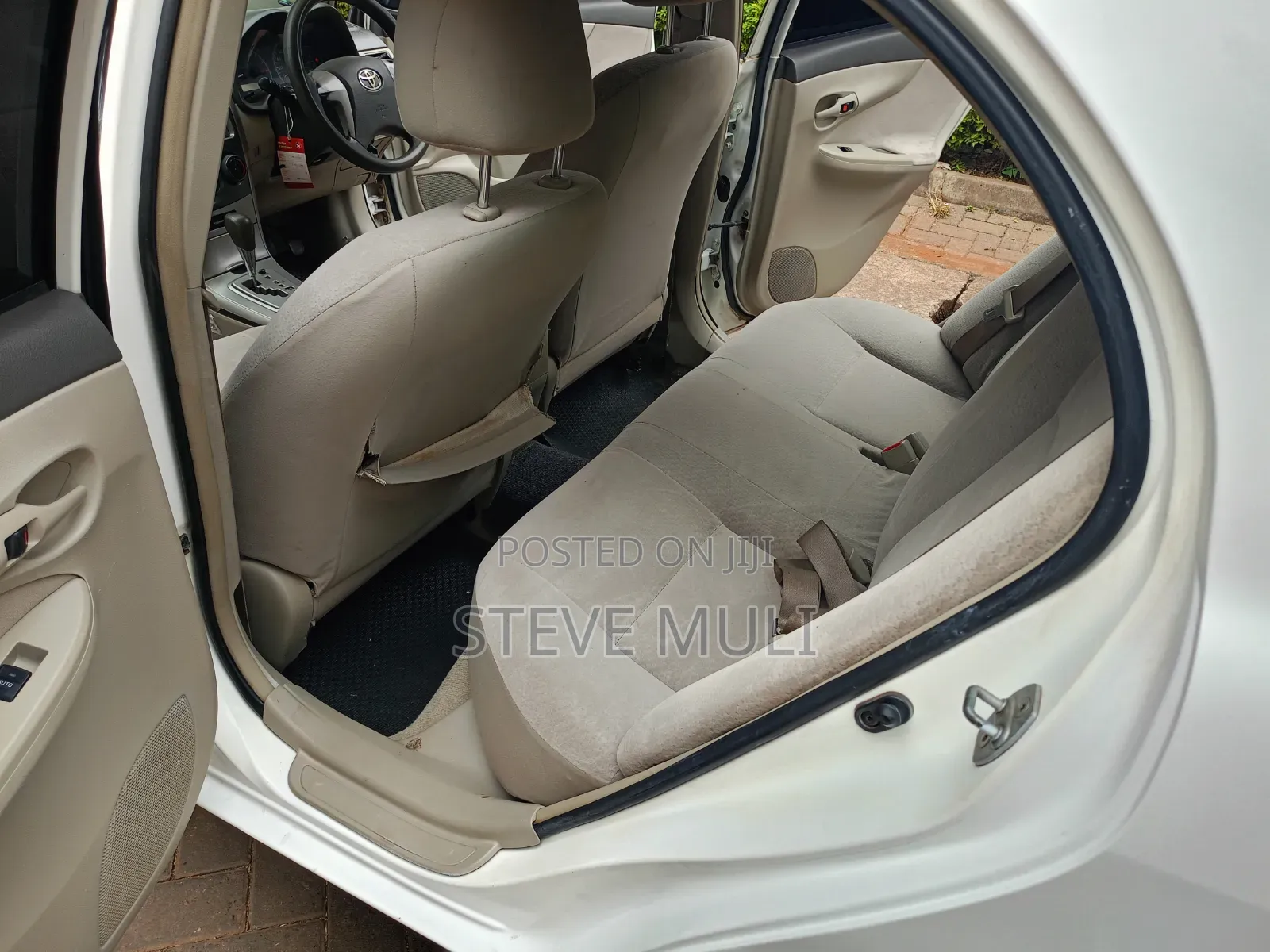 Toyota Axio 2010 White