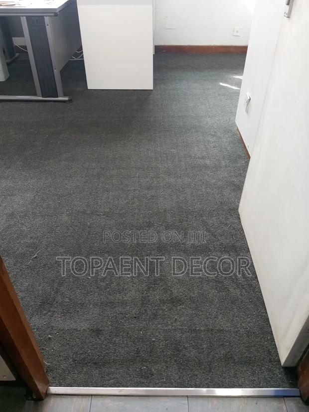 Warm and Classy Look Vip House Wall to Wall Carpets - thumbnail 2