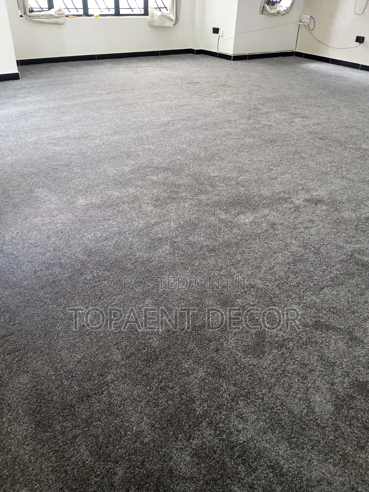 Non Allergic and Kids Friendly Warm House Wall to Wall Carpets