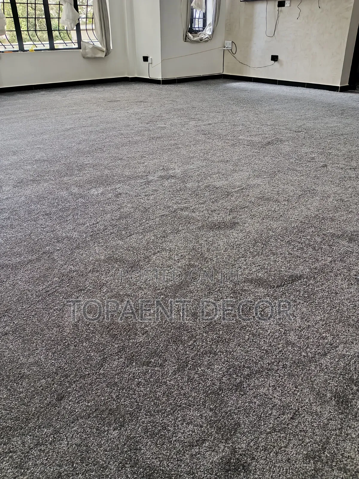 Gray Warm Sitting Room Floor Wall to Wall Carpet