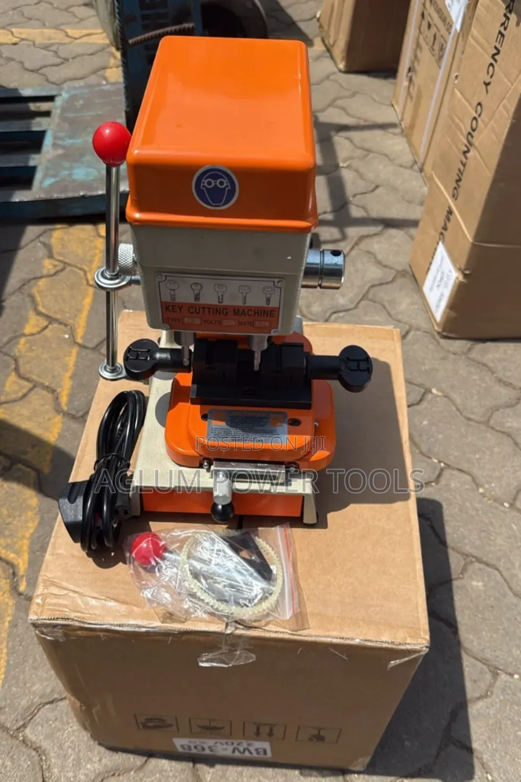 Small Key Cutting Machine Liam