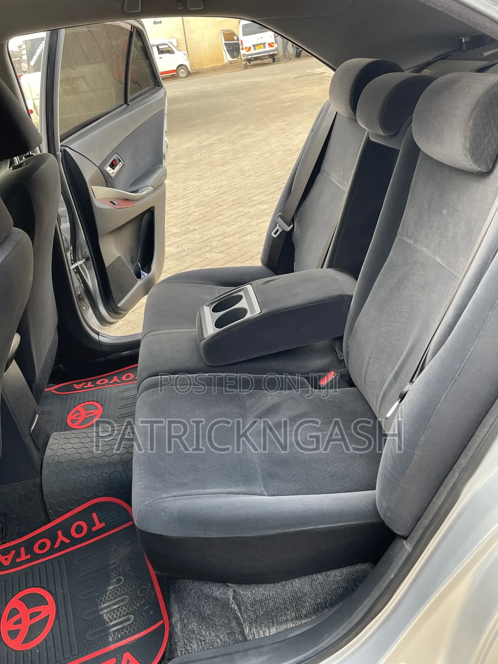 Toyota Allion 2011 Silver