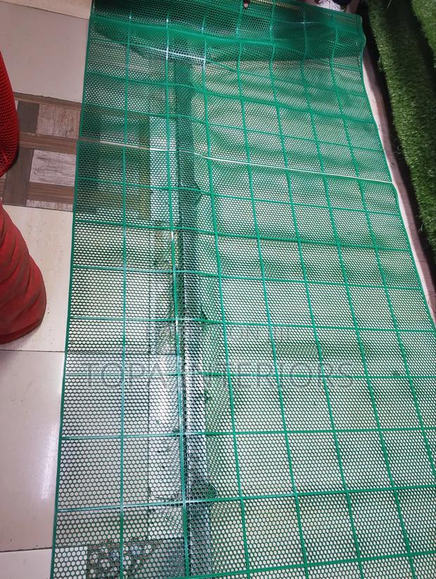 Water Resistant Outdoor Rugs Perforated PVC Antislip Rubber Mats