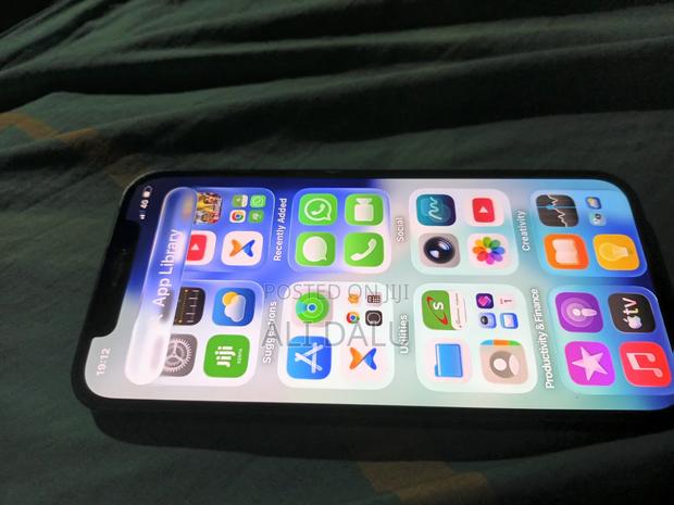 Apple iPhone 13 128 GB Black - thumbnail 5