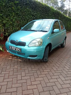 Toyota Vitz 2005 Blue