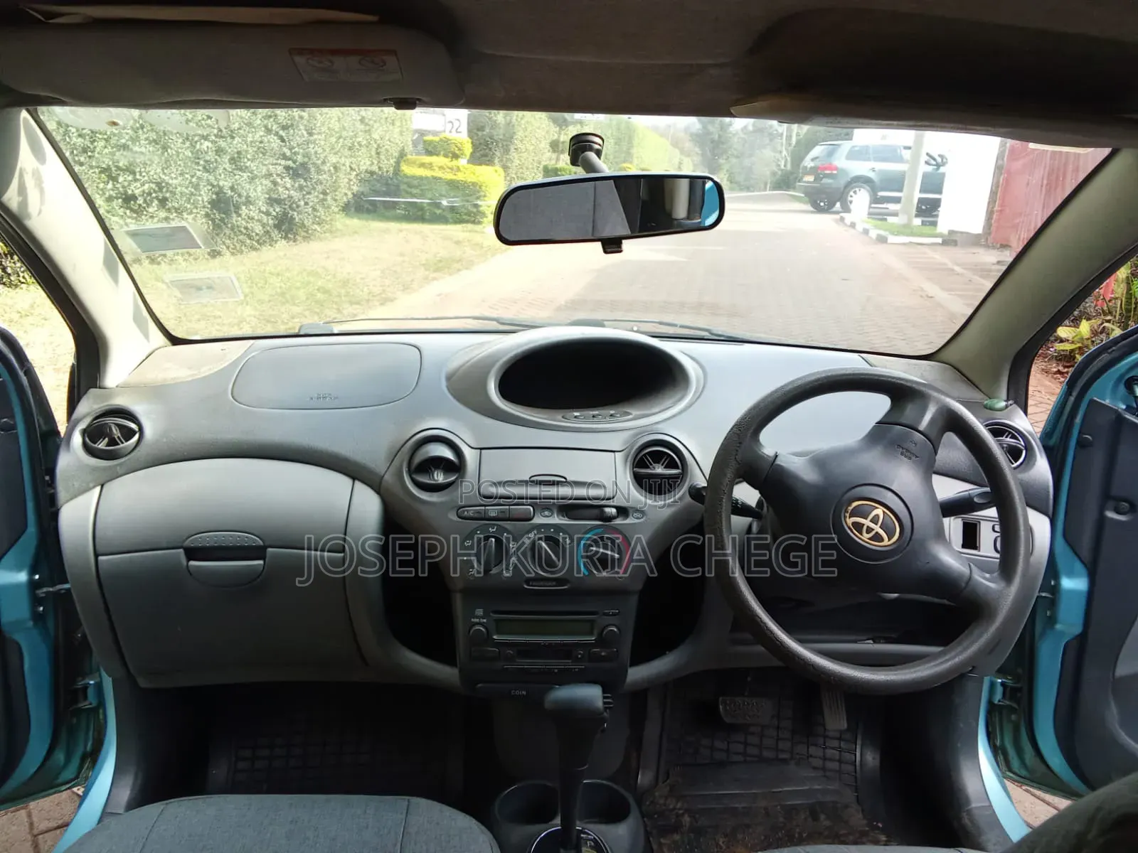 Toyota Vitz 2005 Blue