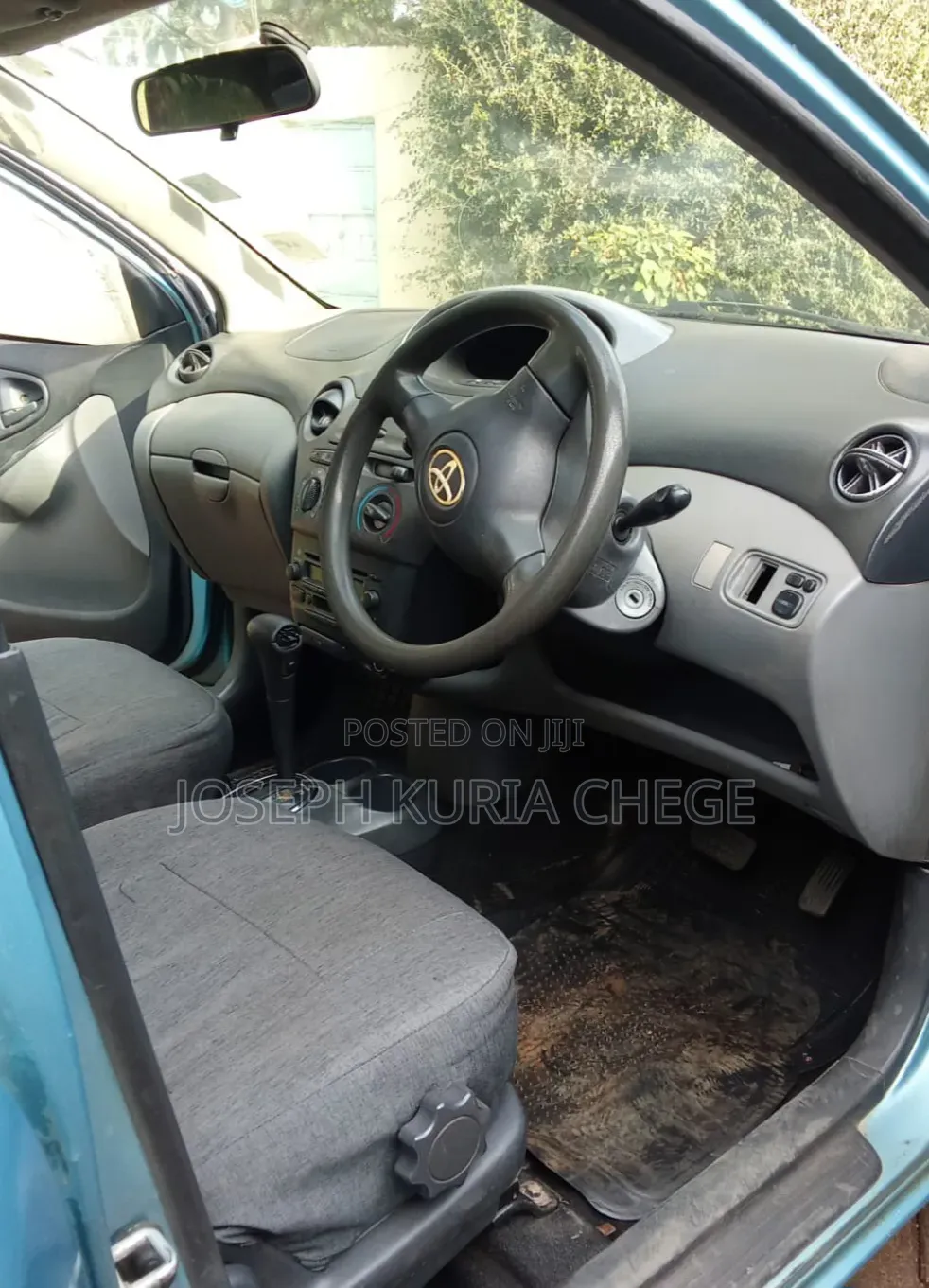 Toyota Vitz 2005 Blue