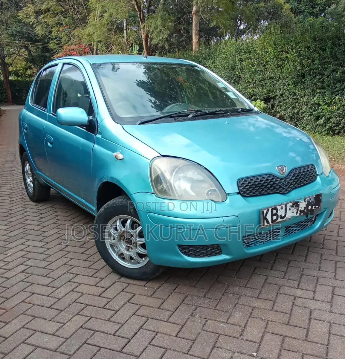 Toyota Vitz 2005 Blue