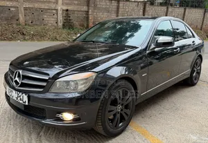 Mercedes-Benz C-Class C 250 CGI BlueEFFICIENCY (W204) 2009 Black