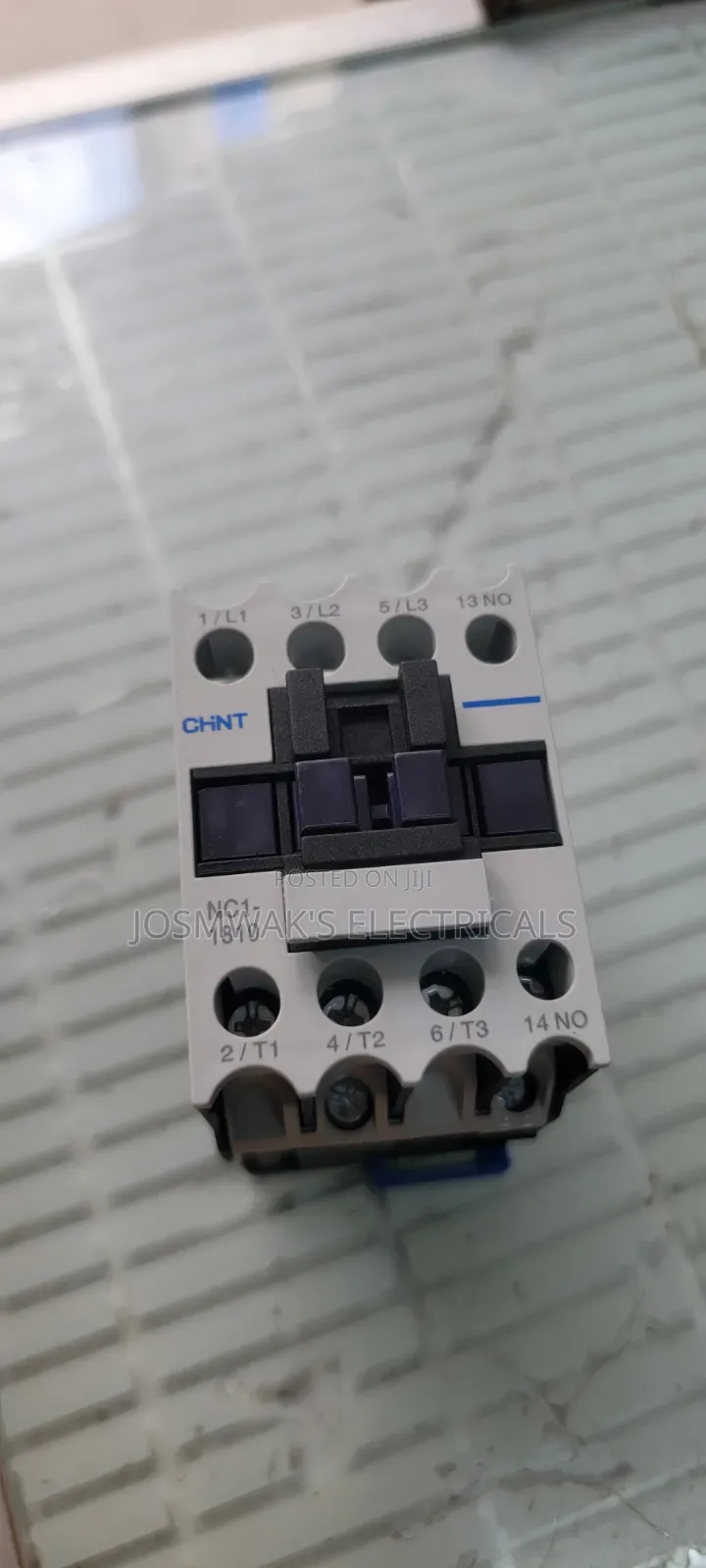 D1810 Contactor