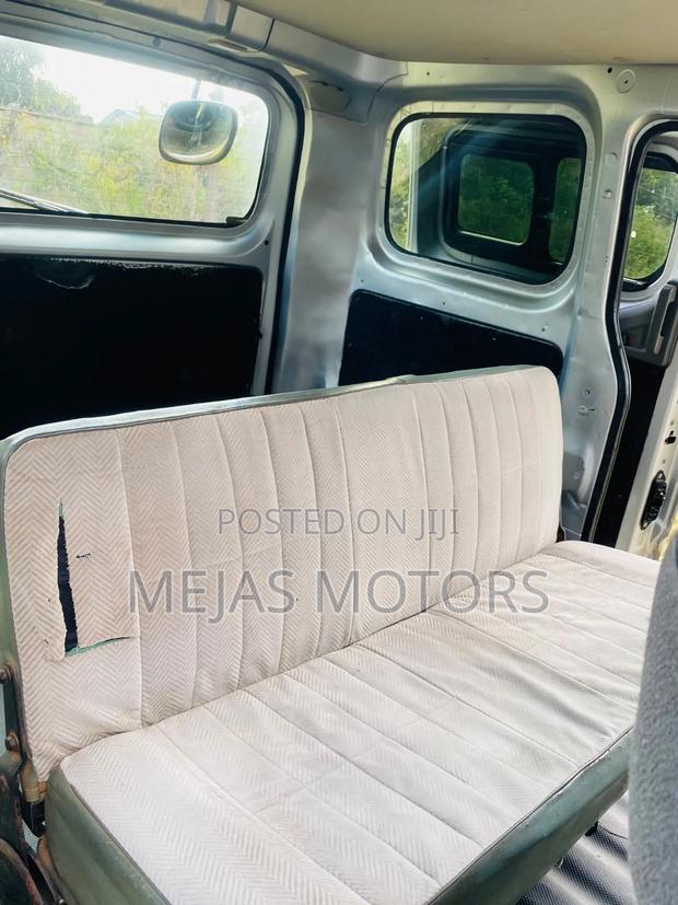 Nissan NV200 2015 Silver - thumbnail 4