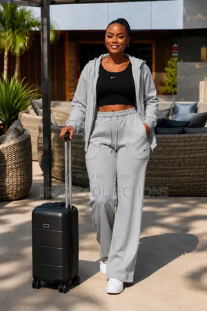 3pc Ladies Niike Set (Tracksuit)