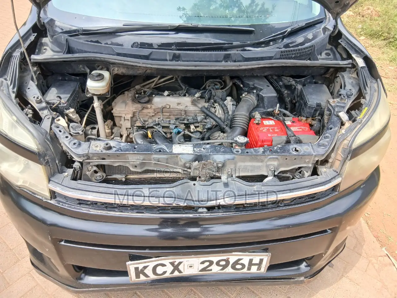 Toyota Voxy 2012 Black