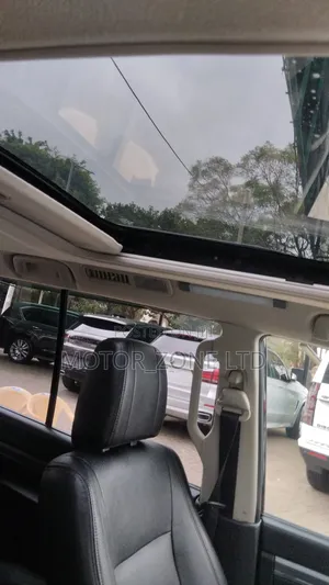 Mitsubishi Pajero 2018 Silver