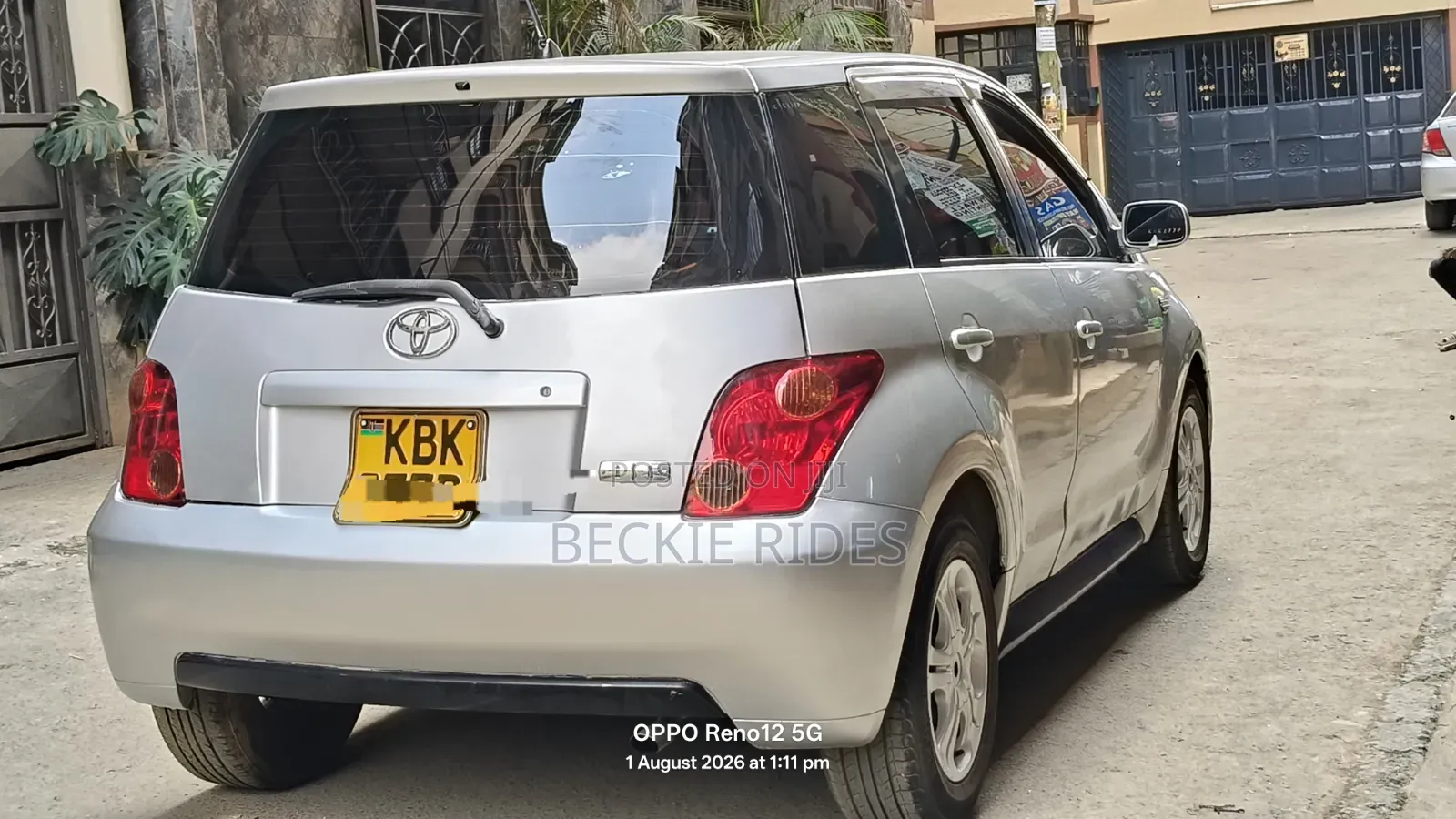 Toyota IST 2003 Silver