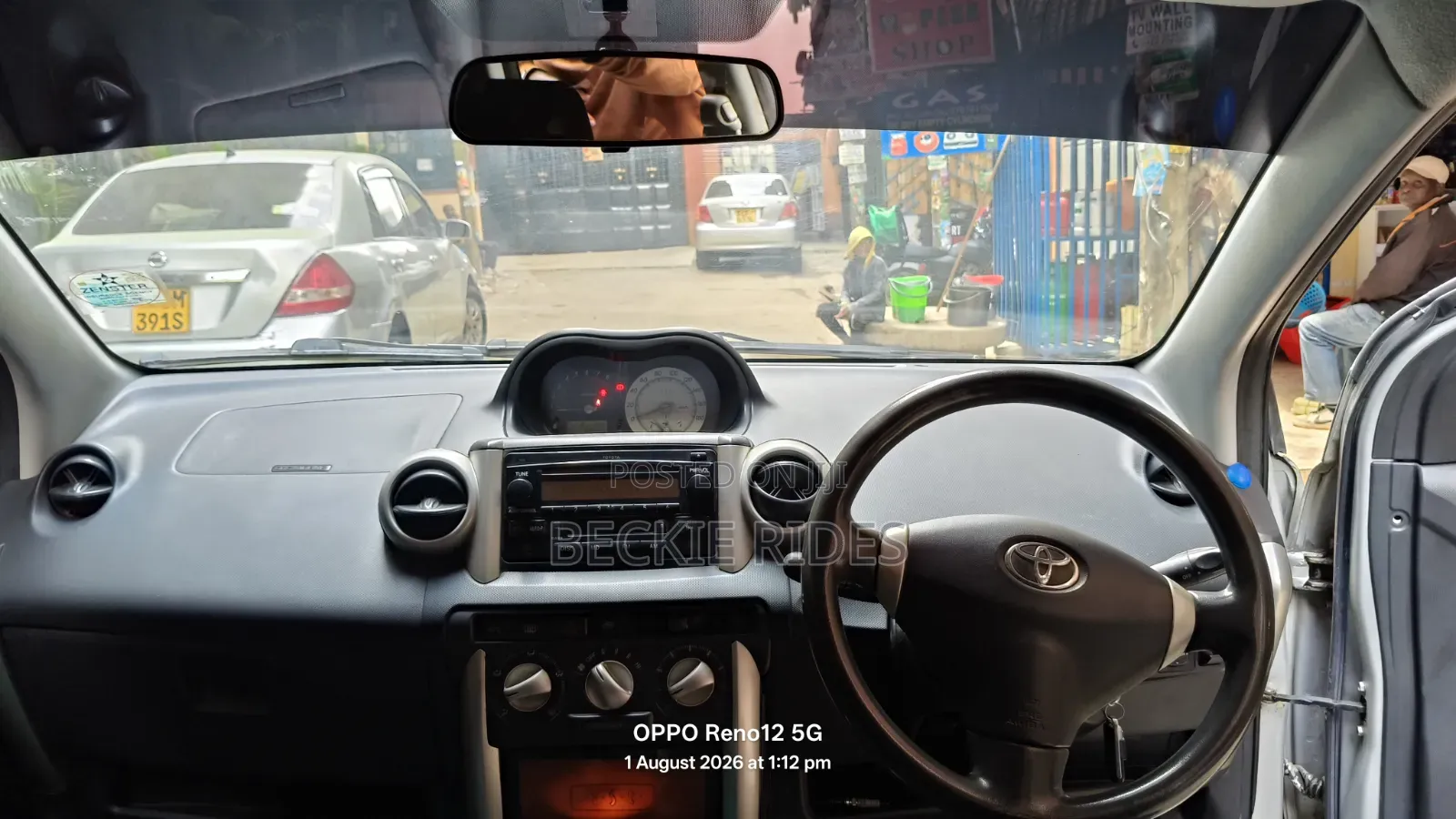 Toyota IST 2003 Silver