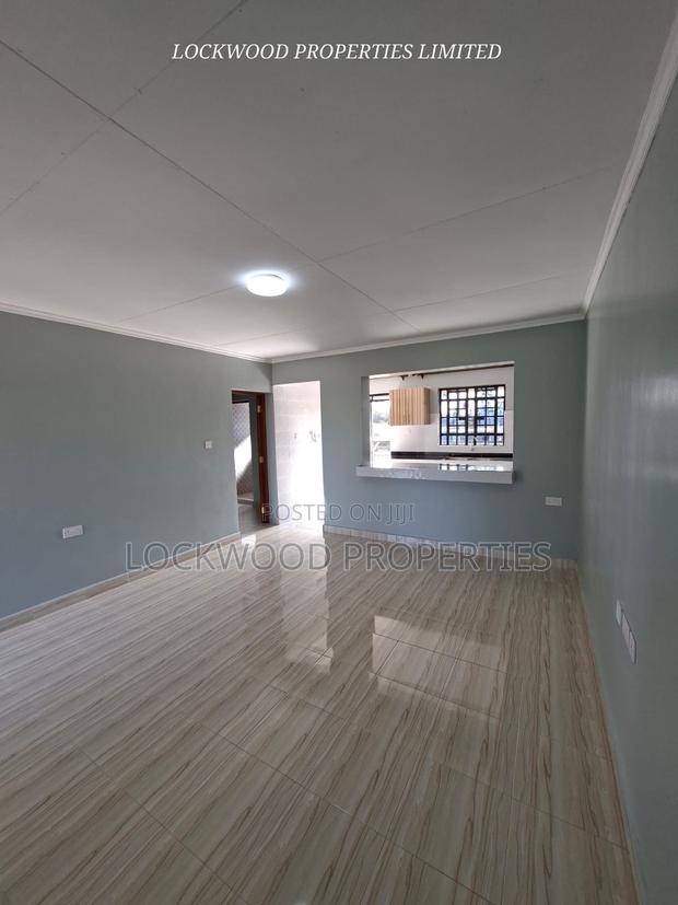 2bdrm Apartment in Zambezi for rent - thumbnail 2