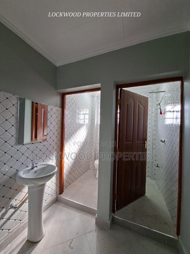 2bdrm Apartment in Zambezi for rent - thumbnail 10