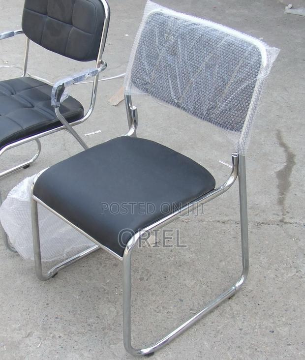 Office Chair : Stackable Office Padded Visitor Chair - thumbnail 5