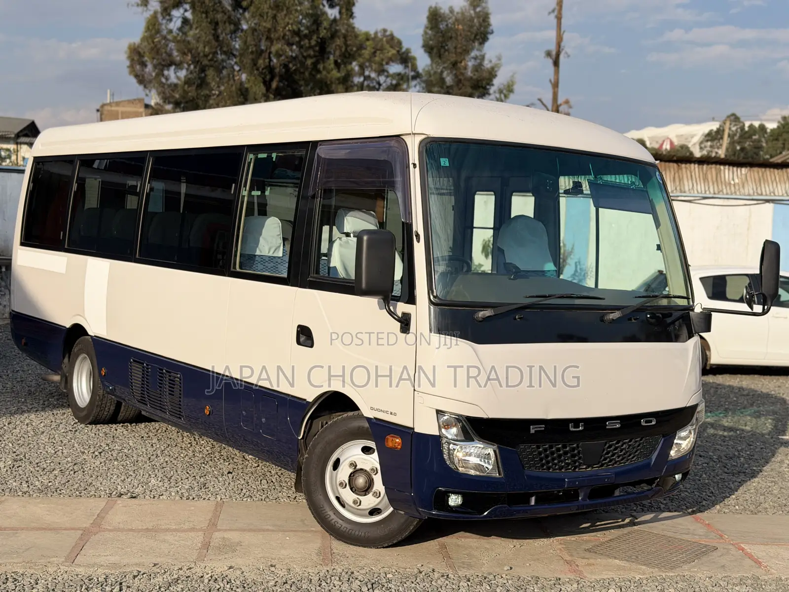 Mitsubishi Fuso Rosa 2019 White