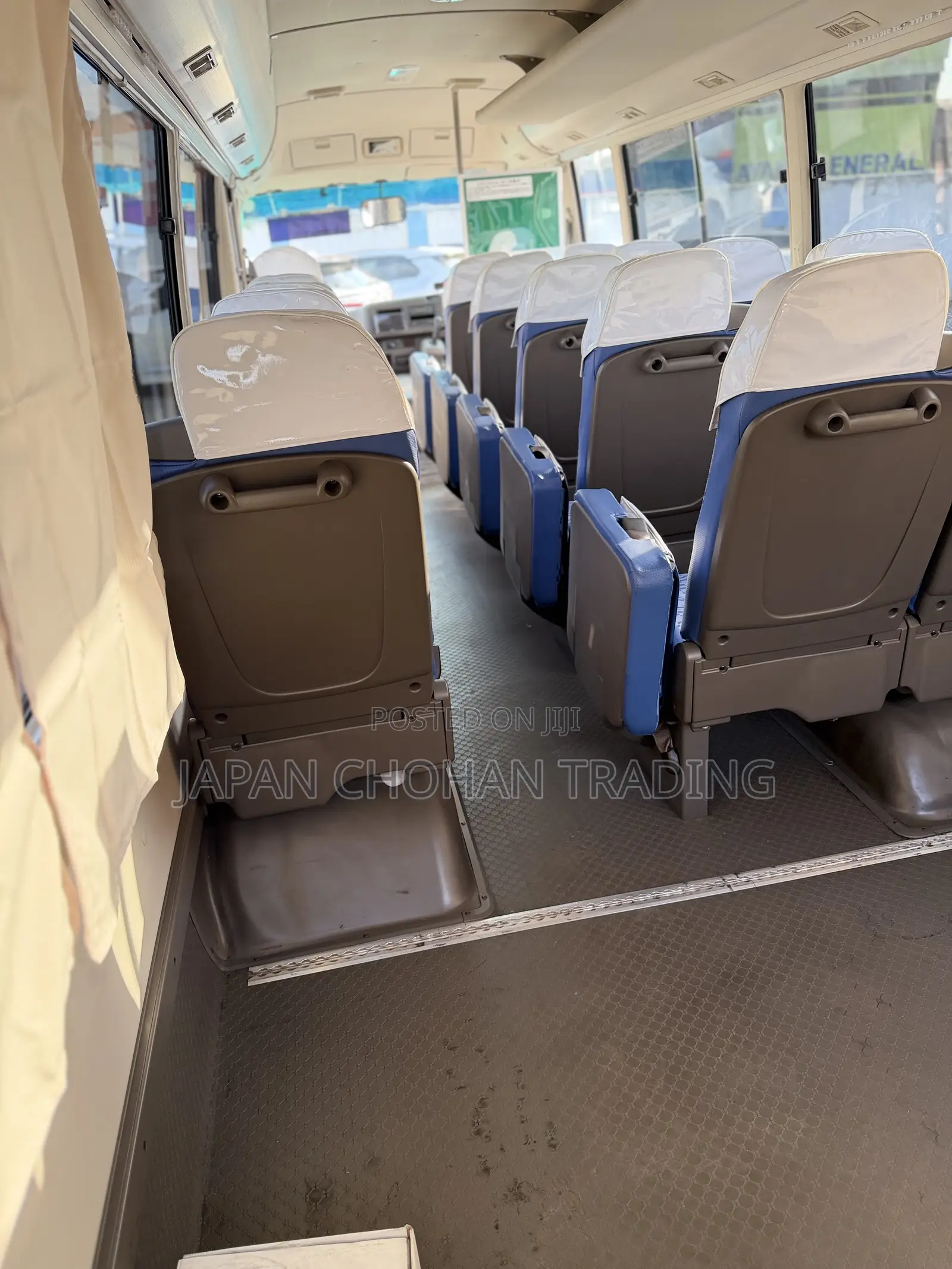 Mitsubishi Fuso Rosa 2019 White