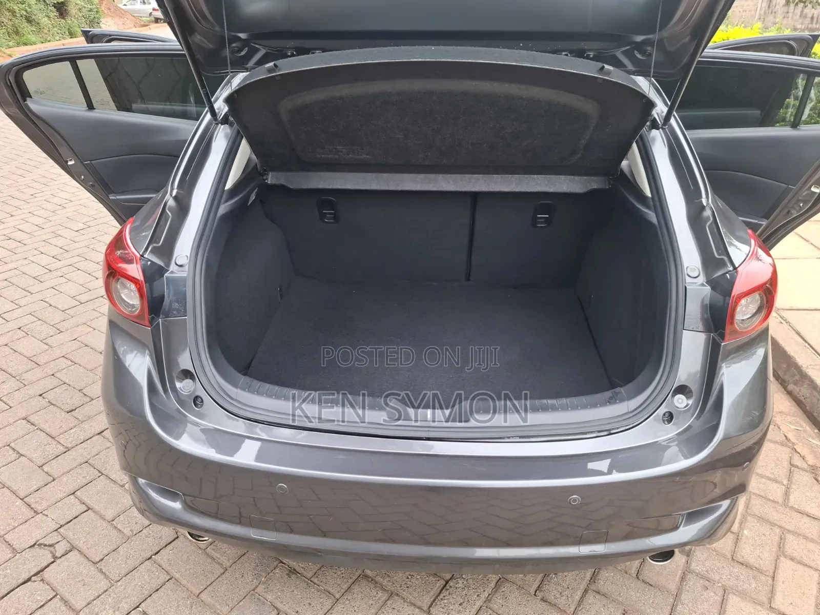 Mazda Axela 2019 Gray