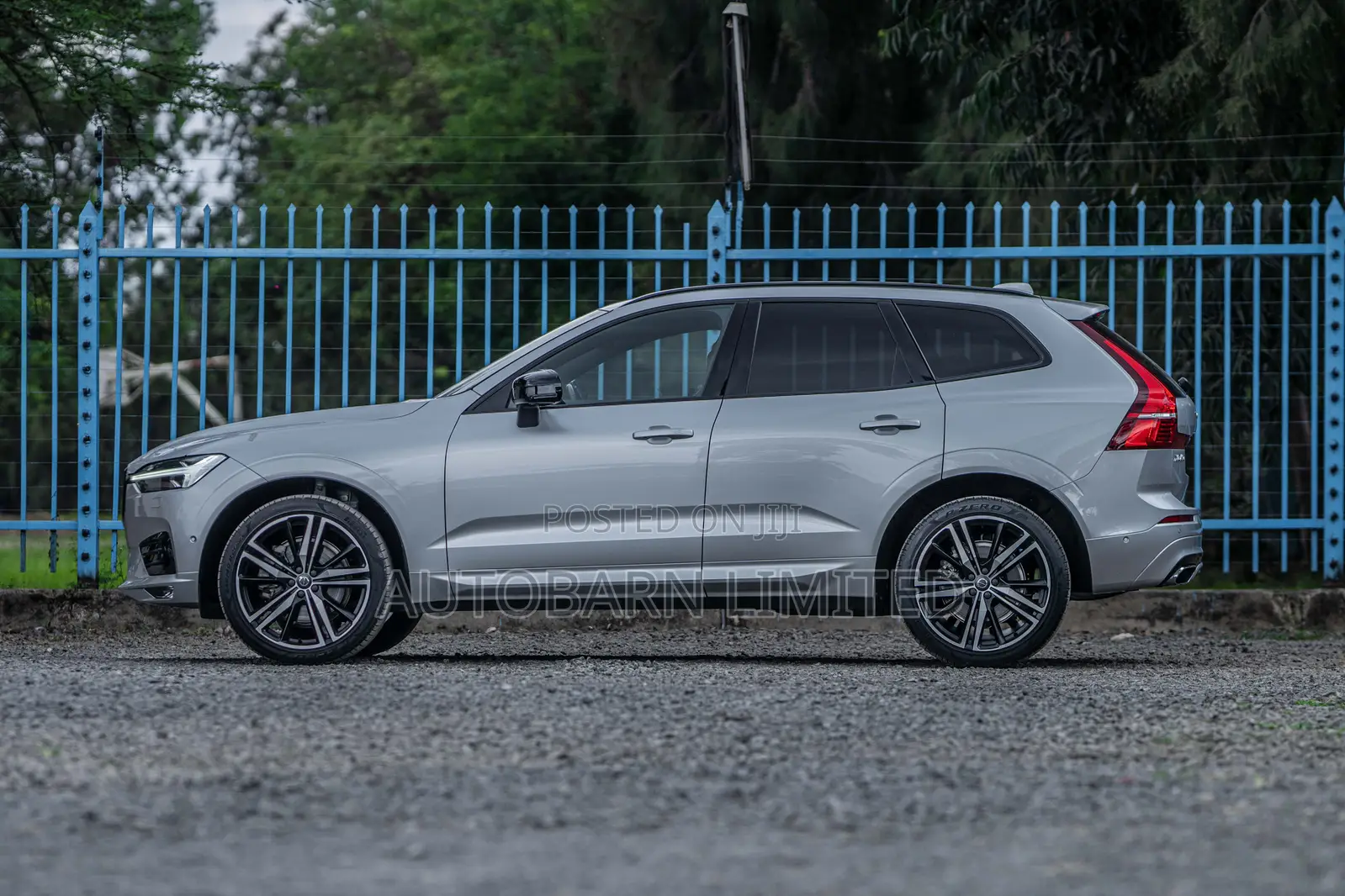 Volvo XC60 2021 Silver
