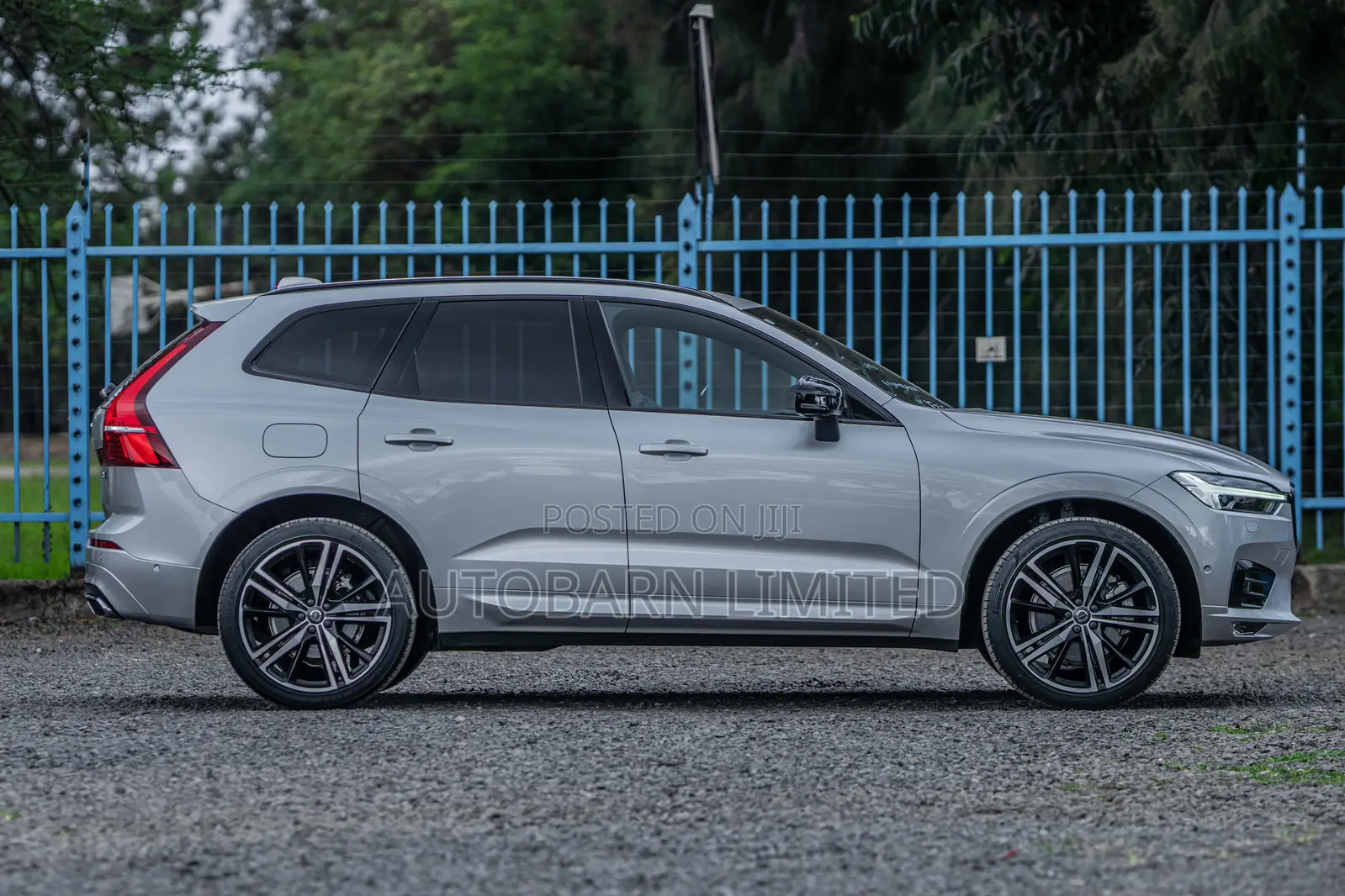 Volvo XC60 2021 Silver