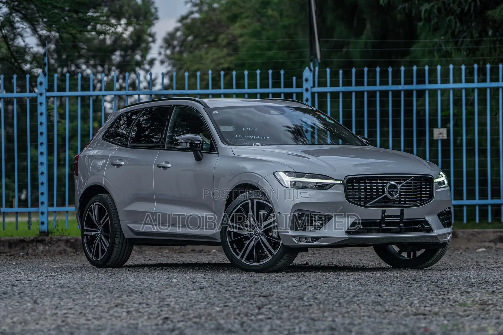 Volvo XC60 2021 Silver