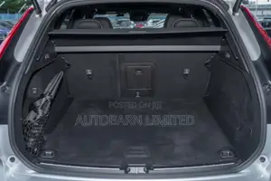 Volvo XC60 2021 Silver