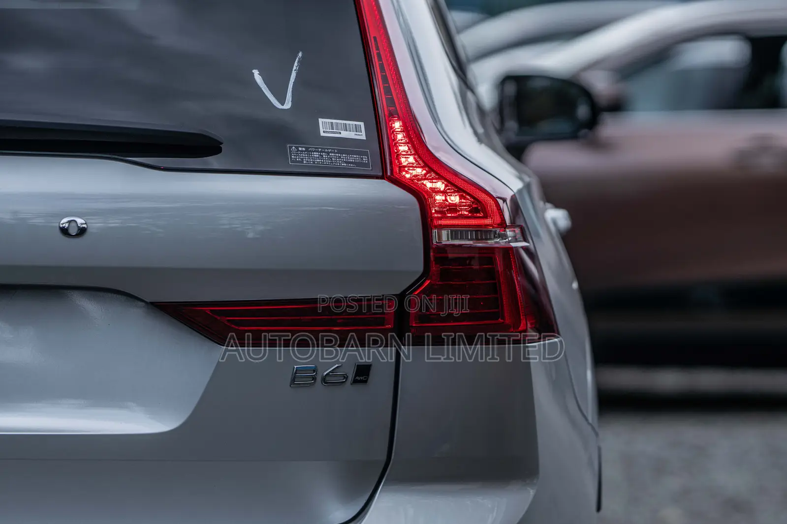 Volvo XC60 2021 Silver