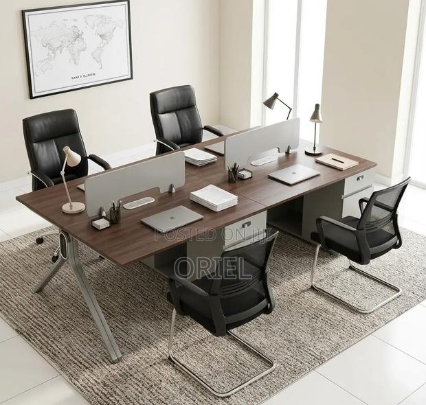 Office Workstation : Modular Imported 4-Seater Office Workstation - thumbnail 3