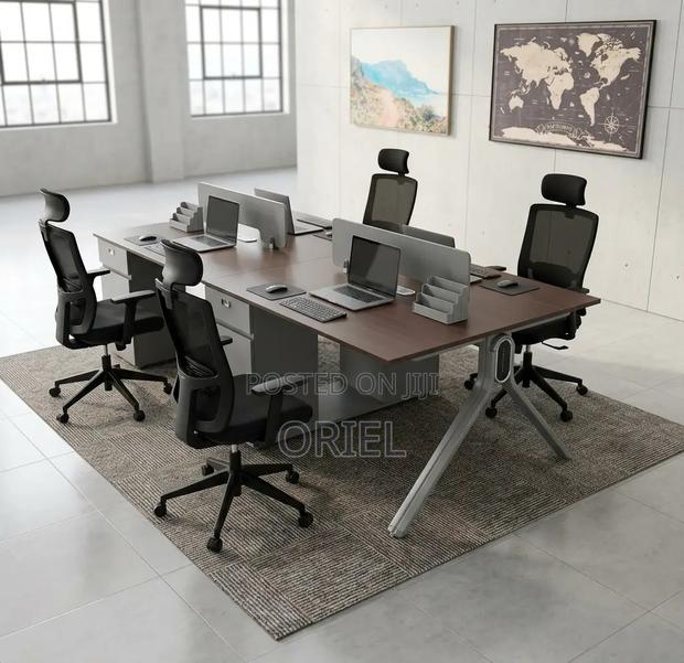 Office Workstation : Modular Imported 4-Seater Office Workstation - thumbnail 4