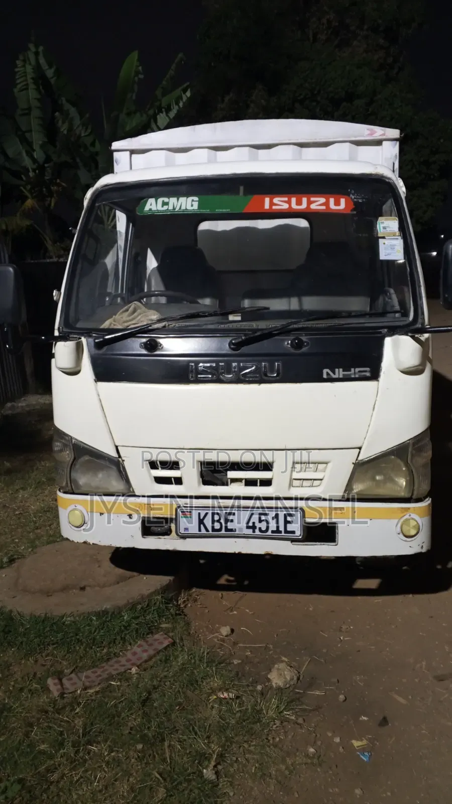 Selling This Isuzu NHR Single Wheel Truck
