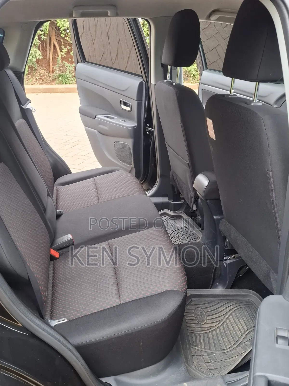 Mitsubishi RVR 2017 Black