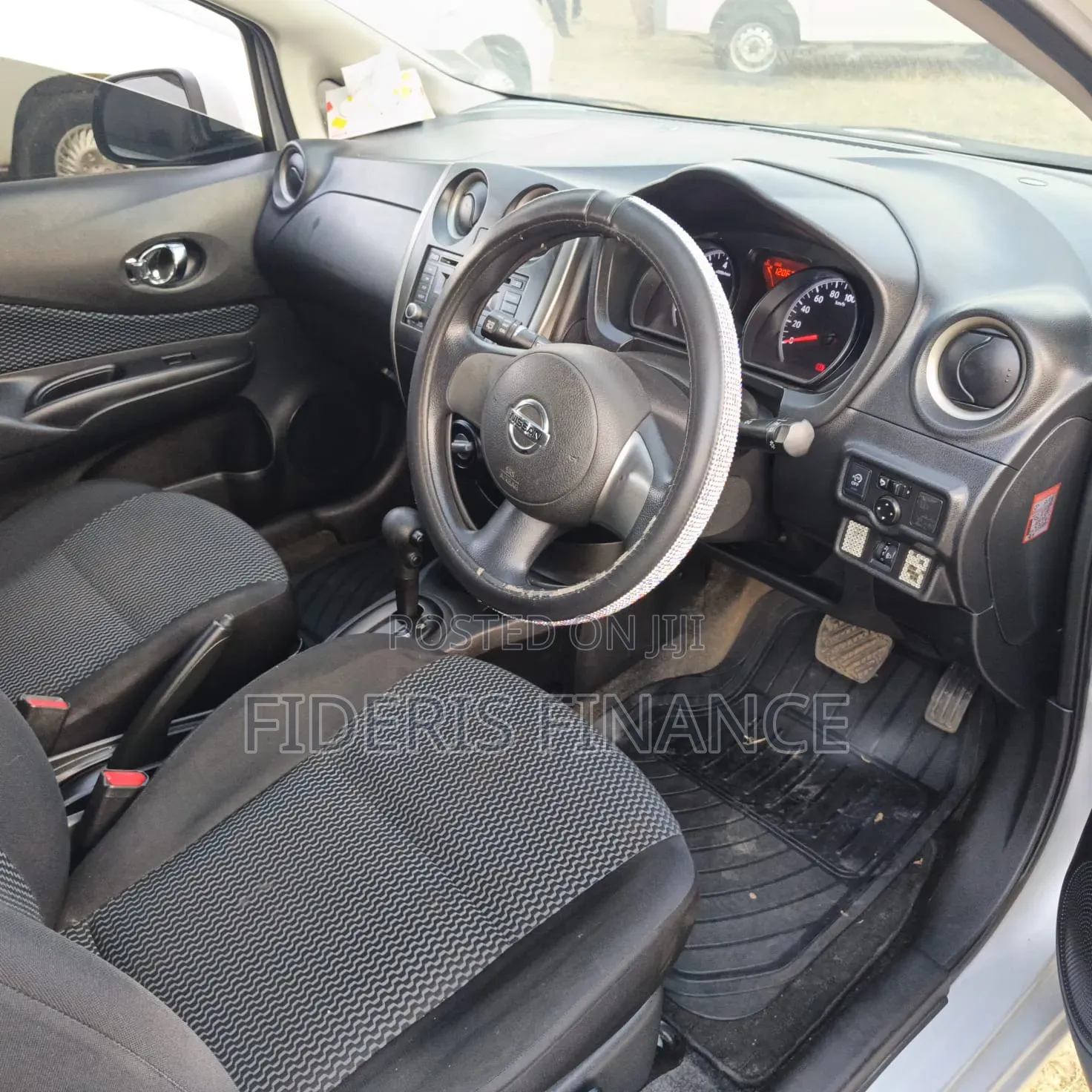 Nissan Note 2014 Silver