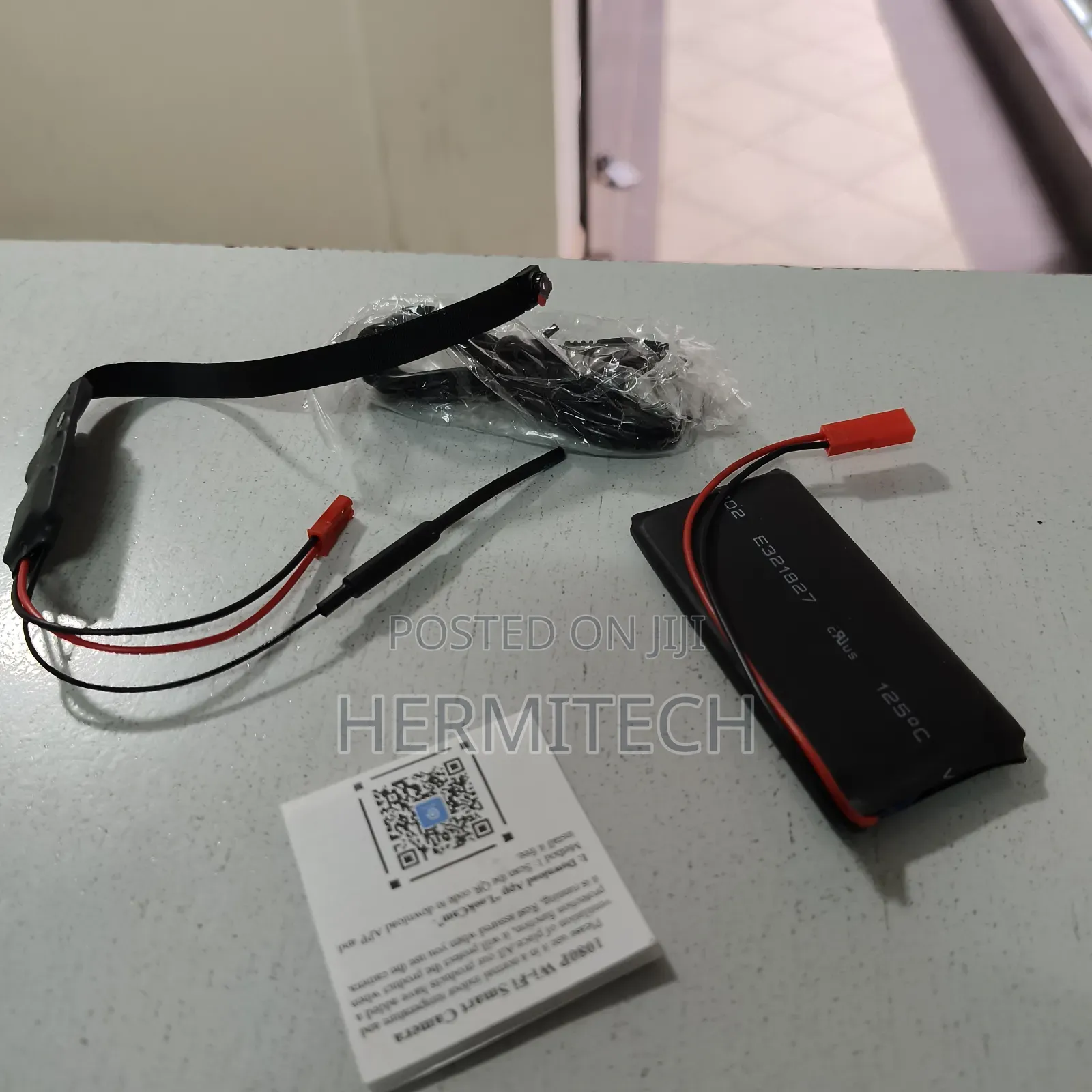 Wireless Mini Spy CCTV Camera Pinhole Surveillance Cameras for Indoor.