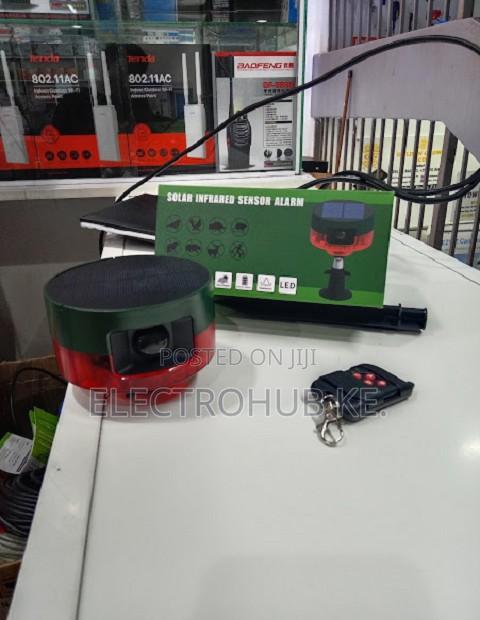 Solar PIR Motion Alarm for Outdoor Home Security