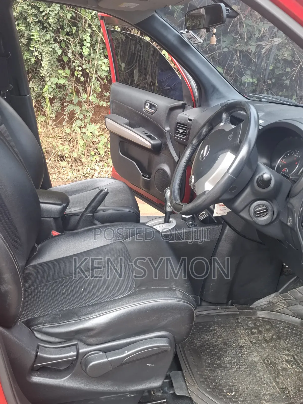 Nissan X-Trail 2012 Red