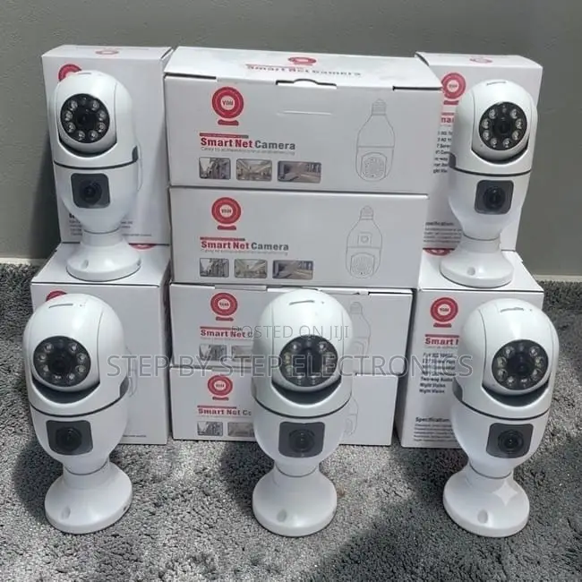 Factory Direct Prices PTZ Rotating Dual Lens Wifi Bulb Cameras