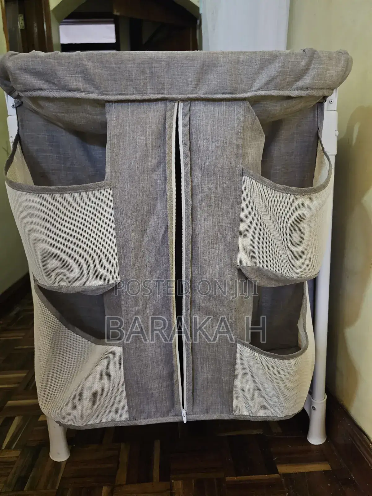 Cosleeper Baby Bassinet at Throw Away Price